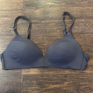 Convertible wireless Gap bra 34 C